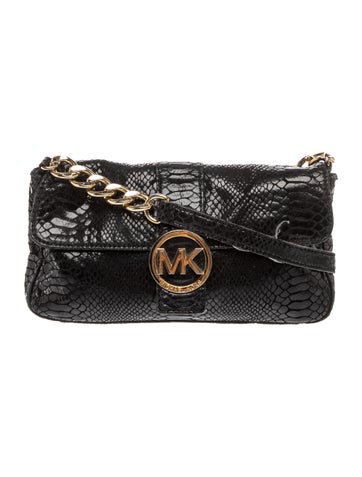 Signature Shoulder Bag