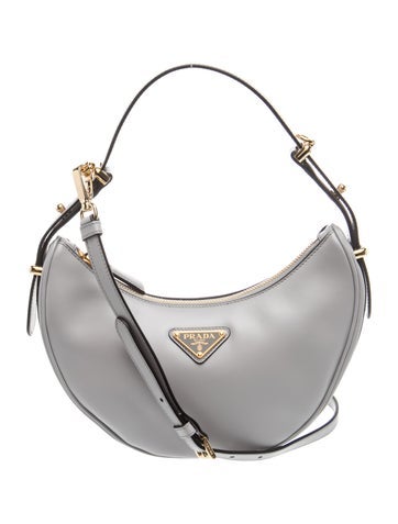 Enameled Metal Triangle Arque Small