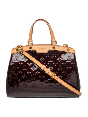 Monogram Vernis Brea MM