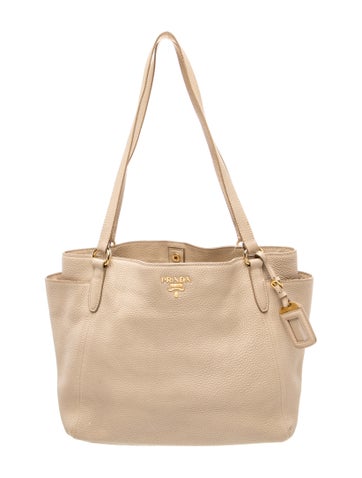 Vitello Daino Leather Shoulder Bag