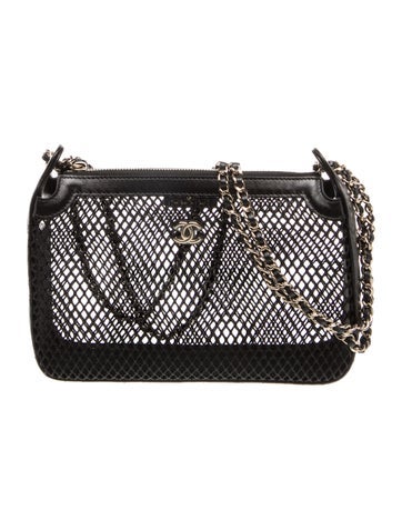 Mesh Pochette w/ Chain w/Tags