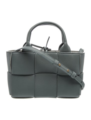 Bottega Veneta Intrecciato Arco Mini