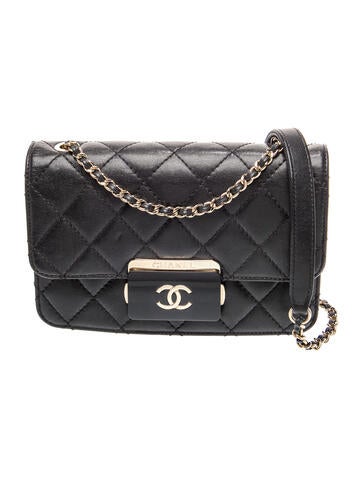 Beauty Lock Flap Bag