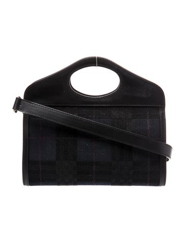 Canvas Pocket