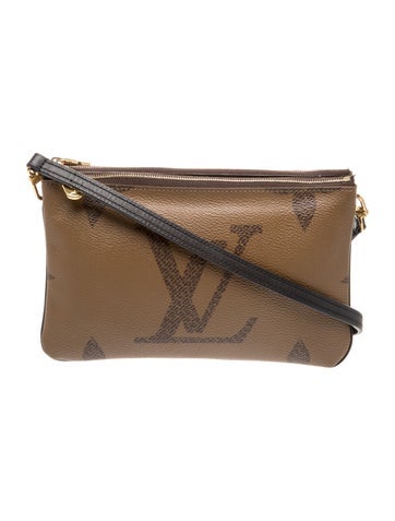 LV Monogram Pochette