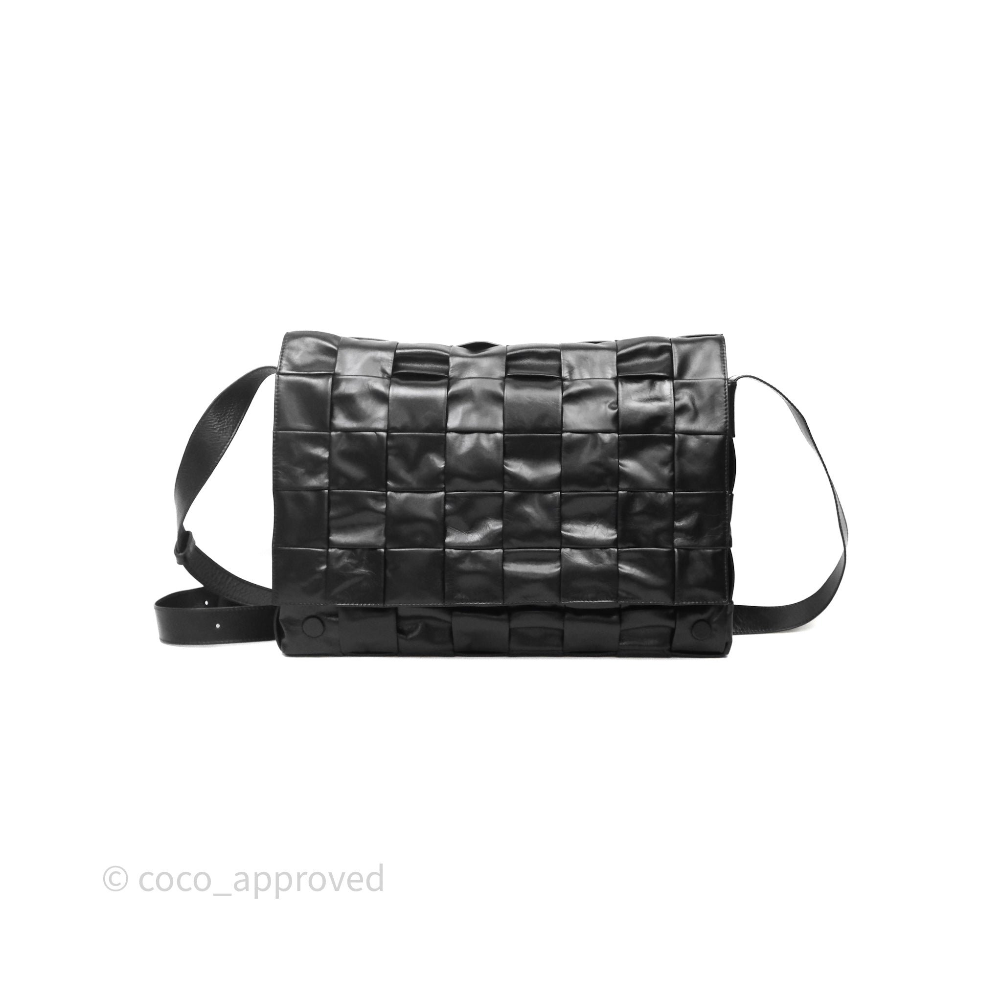 Bottega Veneta Maxi Paper Cassette Bag Calfskin Intrecciato Black