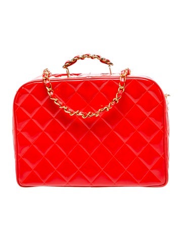 Patent Quilted Vanity w Chain