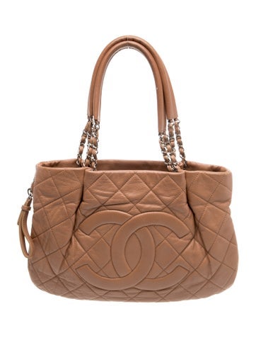 Timeless Expandable Tote