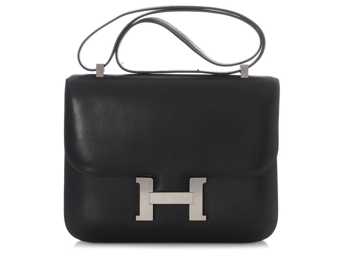 Hermès Vintage Black Barenia Constance 25