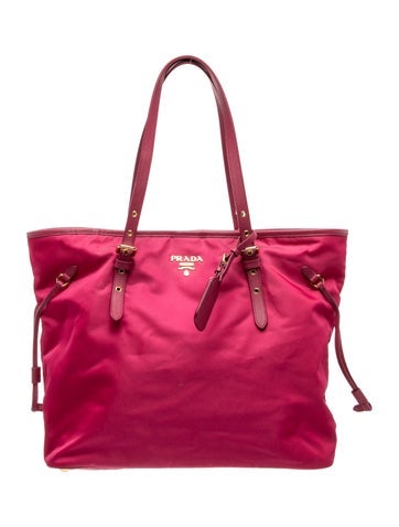 Signature Tote