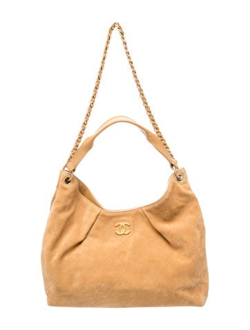 2026 Quilted Maxi Hobo