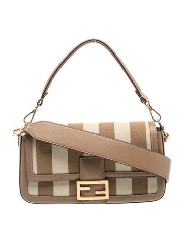 Pequin Baguette Medium 2024