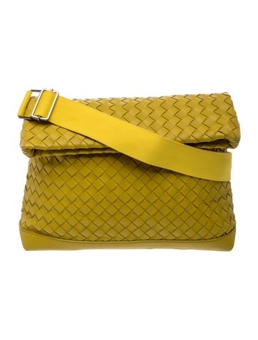 Bottega Veneta Intrecciato Fold Medium