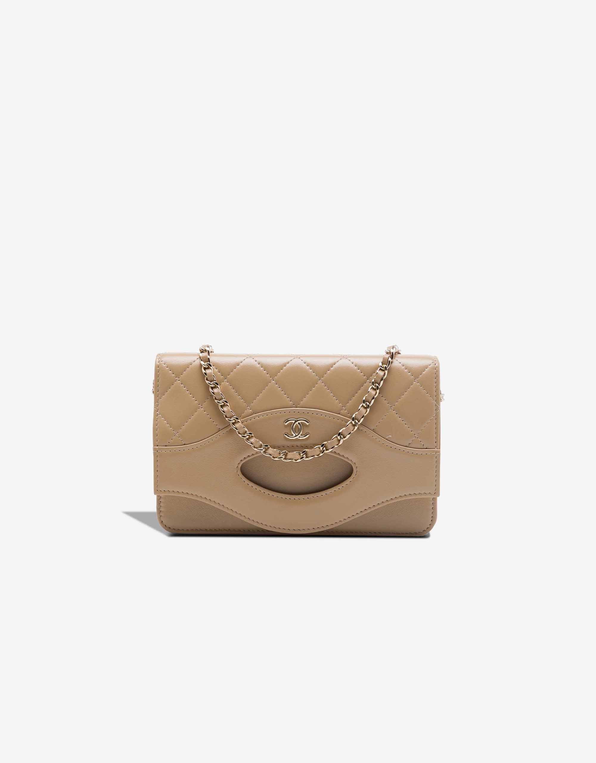 
		31 Wallet On Chain Lamb Beige    