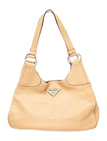 Vitello Daino Leather Shoulder Bag