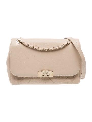 Vintage Elegance Flap Bag