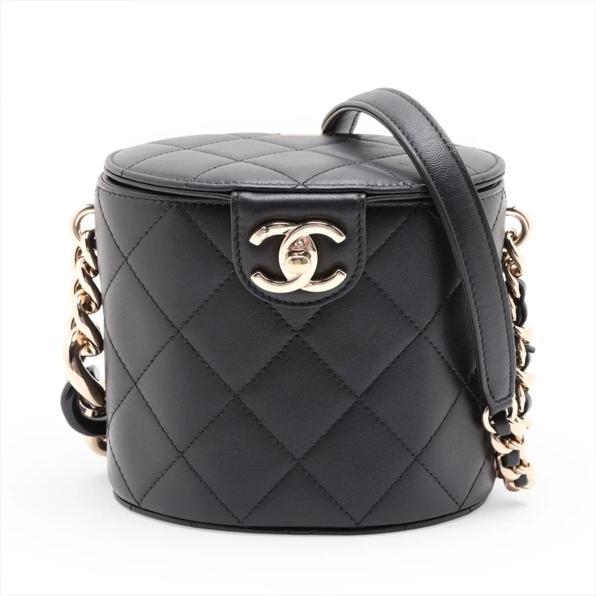 Chanel Matelasse Lambskin Chain Shoulder Bag Vanity Black Gold Metal Fittings 29