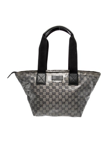 GG Canvas Shoulder Bag