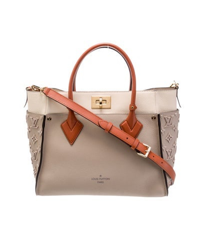 Louis Vuitton Vuitton Lv Monogram On My Side Mm