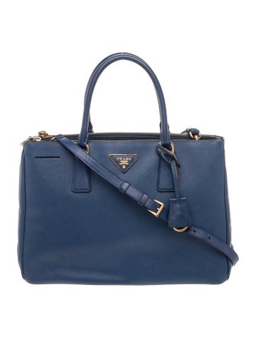 Saffiano Leather Galleria Double Zip Medium