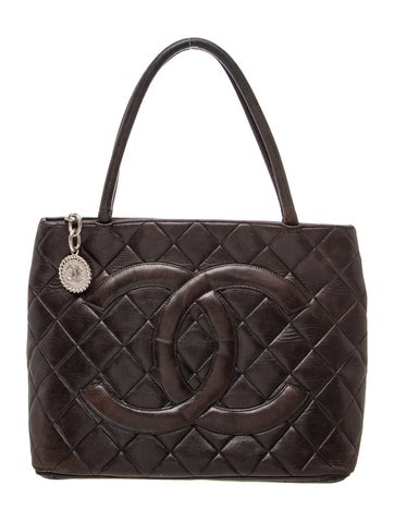 Medallion Tote