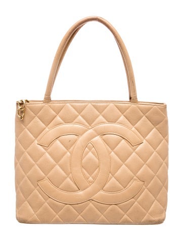 Medallion Tote