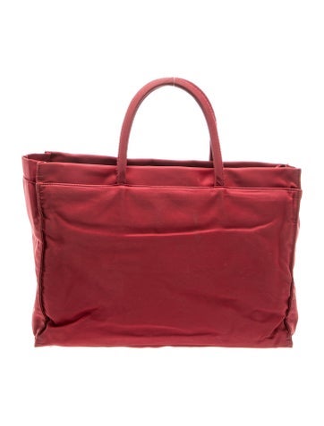 Enameled Metal Triangle Top Handle Bag