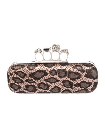 Skull Clutch