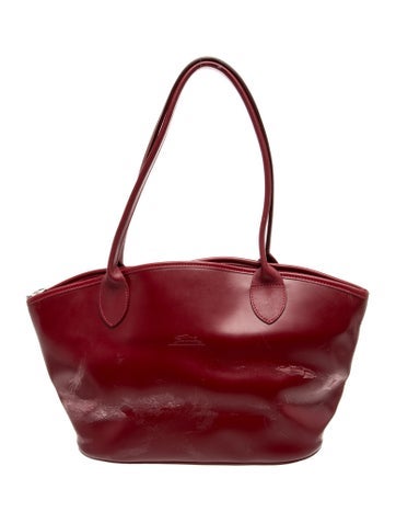 Signature Shoulder Bag