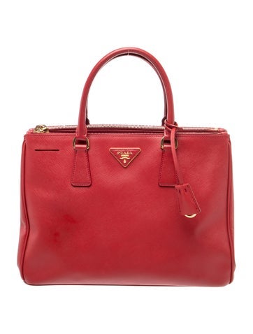 Saffiano Leather Galleria Double Zip