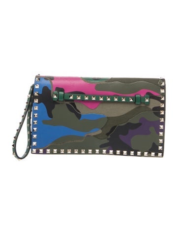 Rockstud Clutch