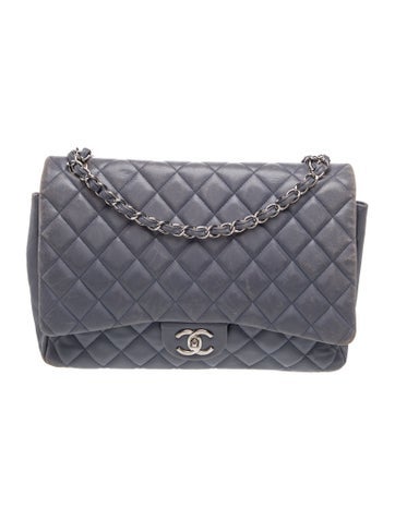Classic Maxi Double Flap Bag