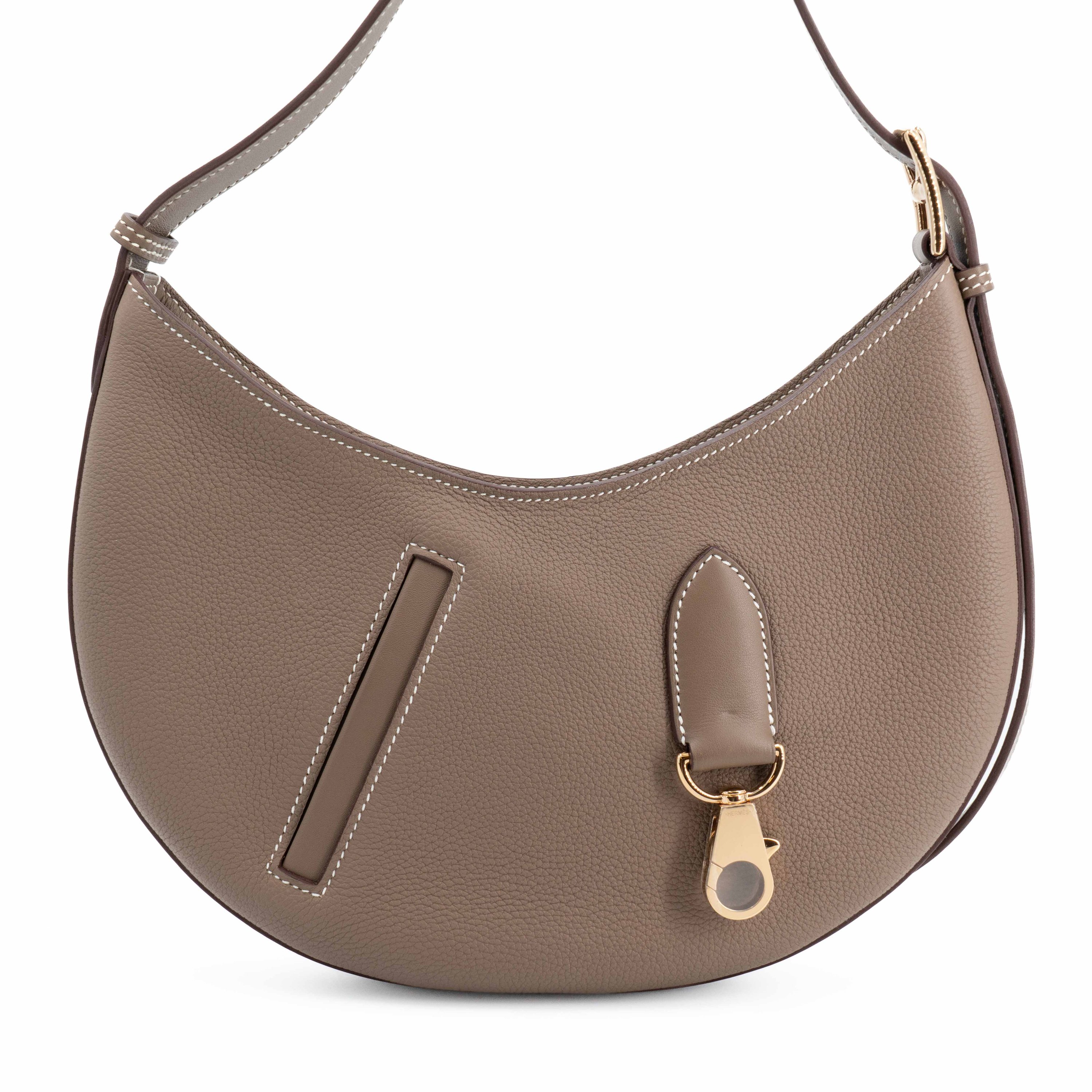 Unused ( Rank NS ) HERMÈS Arcon Shoulder bag Etoupe (18) Togo Gold hardware W (2024)