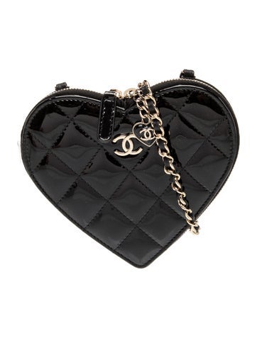 Quilted CC Heart Clutch w/ Chain