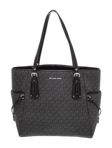 Michael Kors Voyager East/West Signature