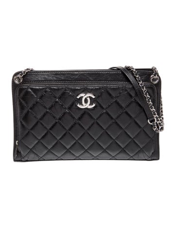 CC Quilted Shoulder Bag