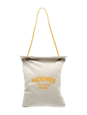 Hermes Toile Aline Grooming Bag