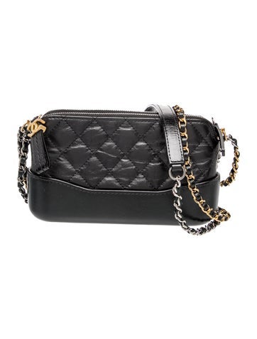 Gabrielle Clutch w/ Chain