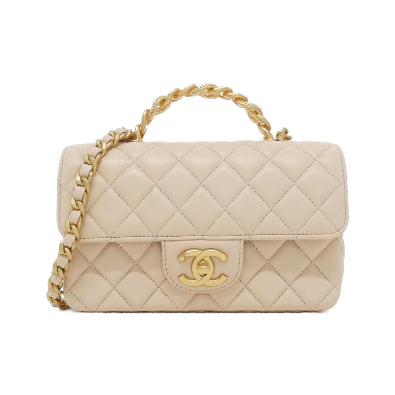 Chanel AS5813 bag