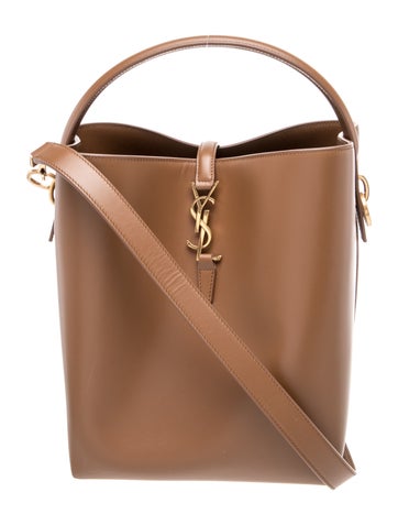 Signature Bucket Bag Large 2024 w/ Tags