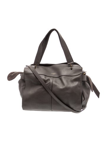 Nina Ricci Leather Shoulder Bag