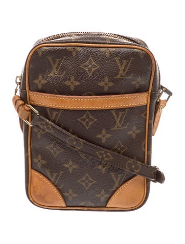 LV Monogram Danube 25