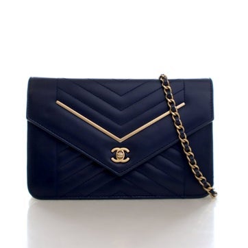 Lambskin Chevron Envelope Wallet On Chain
