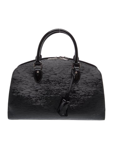 Epi Leather Pont Neuf GM