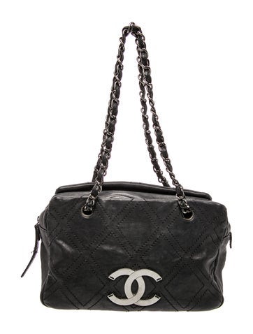Diamond Stitch Shoulder Bag