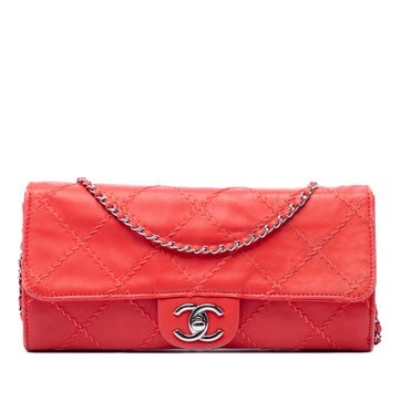 CC Quilted Lambskin Ultimate Stitch Wallet On Chain