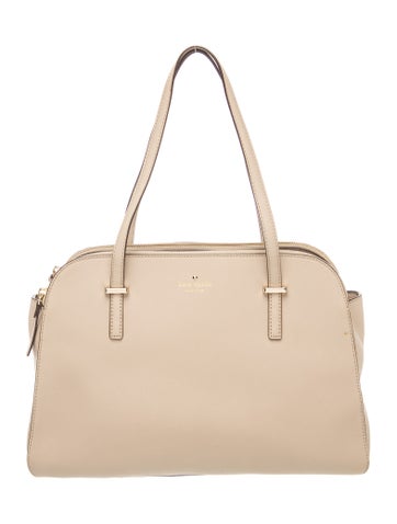 Signature Shoulder Bag