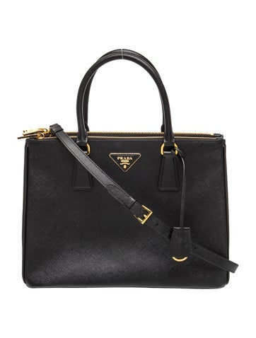 Saffiano Leather Galleria Double Zip Medium