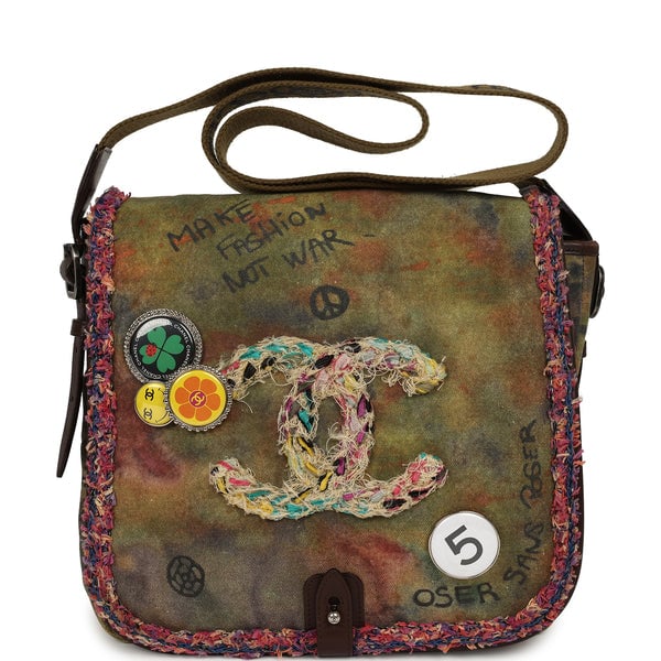 Pre-owned Chanel Small "On The Pavements" Messenger Bag Dark Khaki, Multicolor Graffiti Canvas Antique Silver Hardware