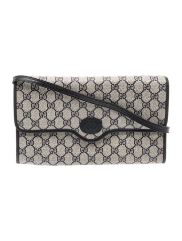 GG Supreme Shoulder Bag